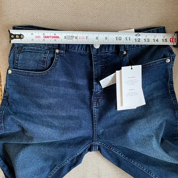 Calvin Klein Slim Straight Leg high waisted dark denim Jeans Women’s Size 18 - Picture 4 of 12